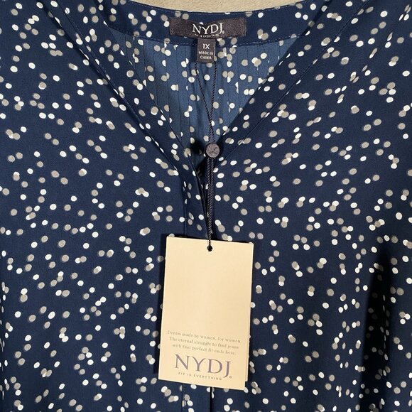 NYDJ Pintuck Pleat Back Blouse Plus Size 1X Pisco Polka Dot Blue White 3/4 Sleev - Picture 3 of 15